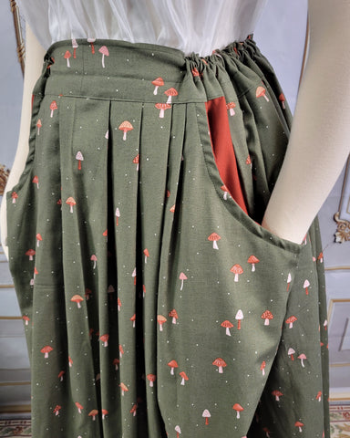 Midi Pleated Skirt Tea Length Drawstring Skirt with Pockets- Mushroom Prints